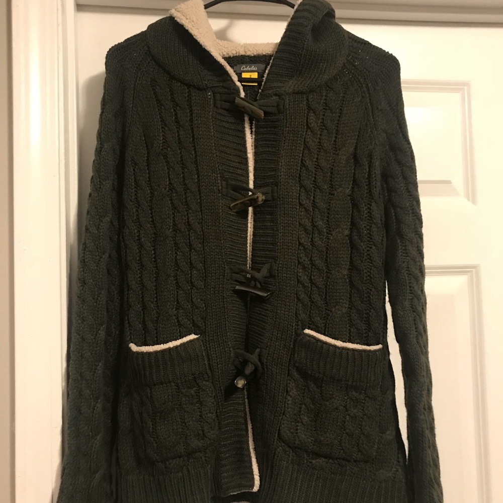 Brand New w/o tags - Sweater from Cabellas